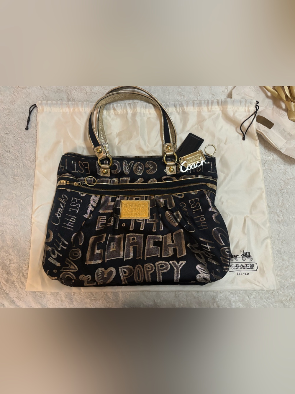 Coach Poppy Tote Excellent Like-New Condition